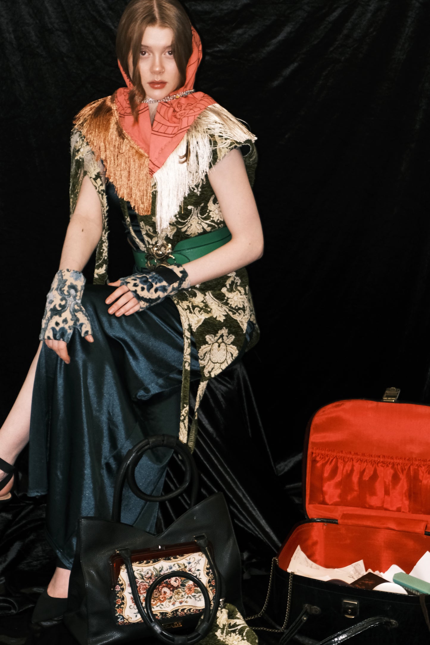 'Prima Notte' Fingerless Gloves