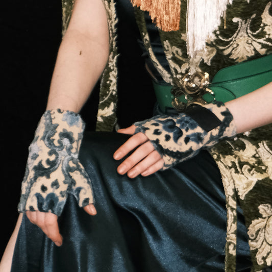 'Prima Notte' Fingerless Gloves